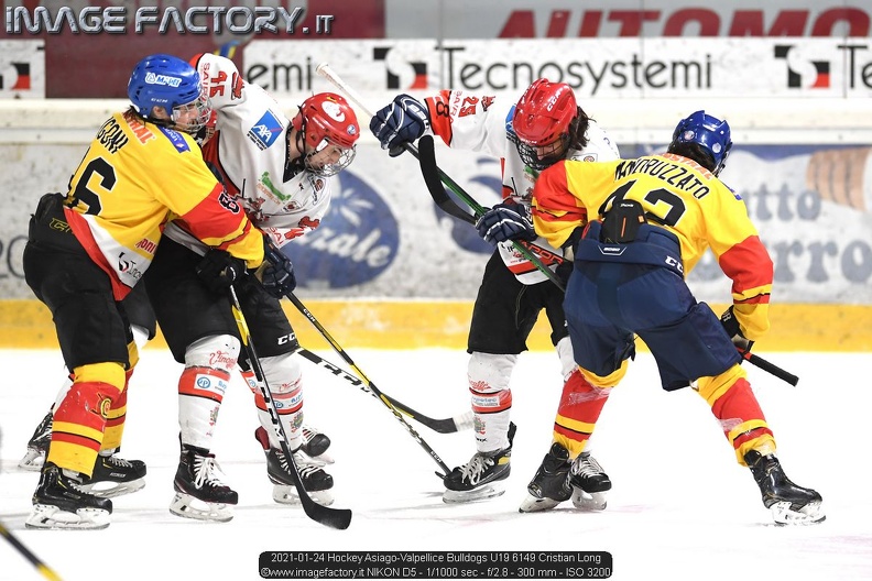 2021-01-24 Hockey Asiago-Valpellice Bulldogs U19 6149 Cristian Long.jpg